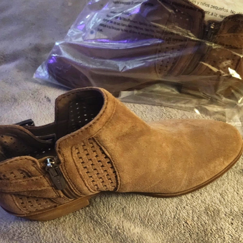 Vince Camuto boots